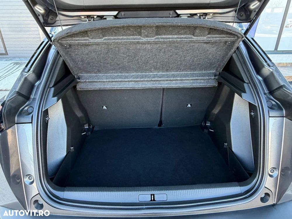Peugeot 2008 — 29