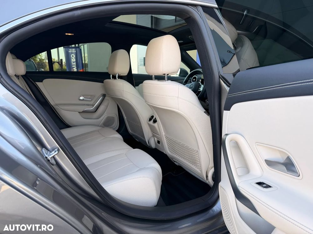 Mercedes-benz A 250 — 6