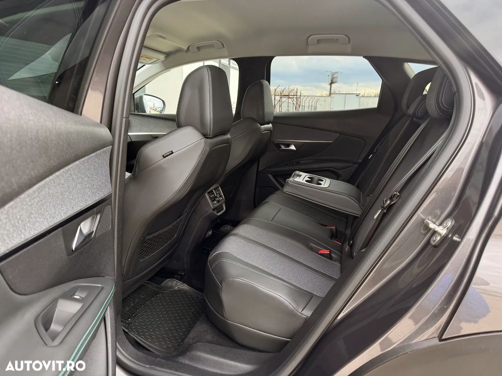 Peugeot 3008 — 15