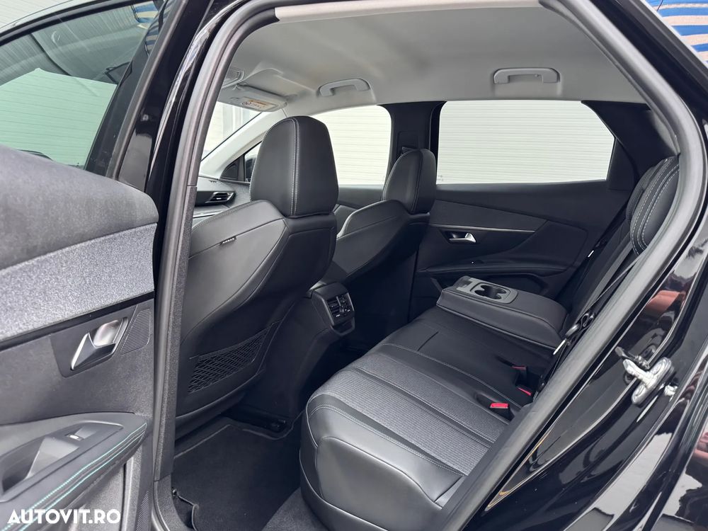 Peugeot 3008 — 12
