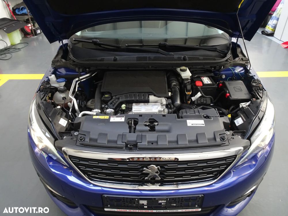 Peugeot 308 — 27