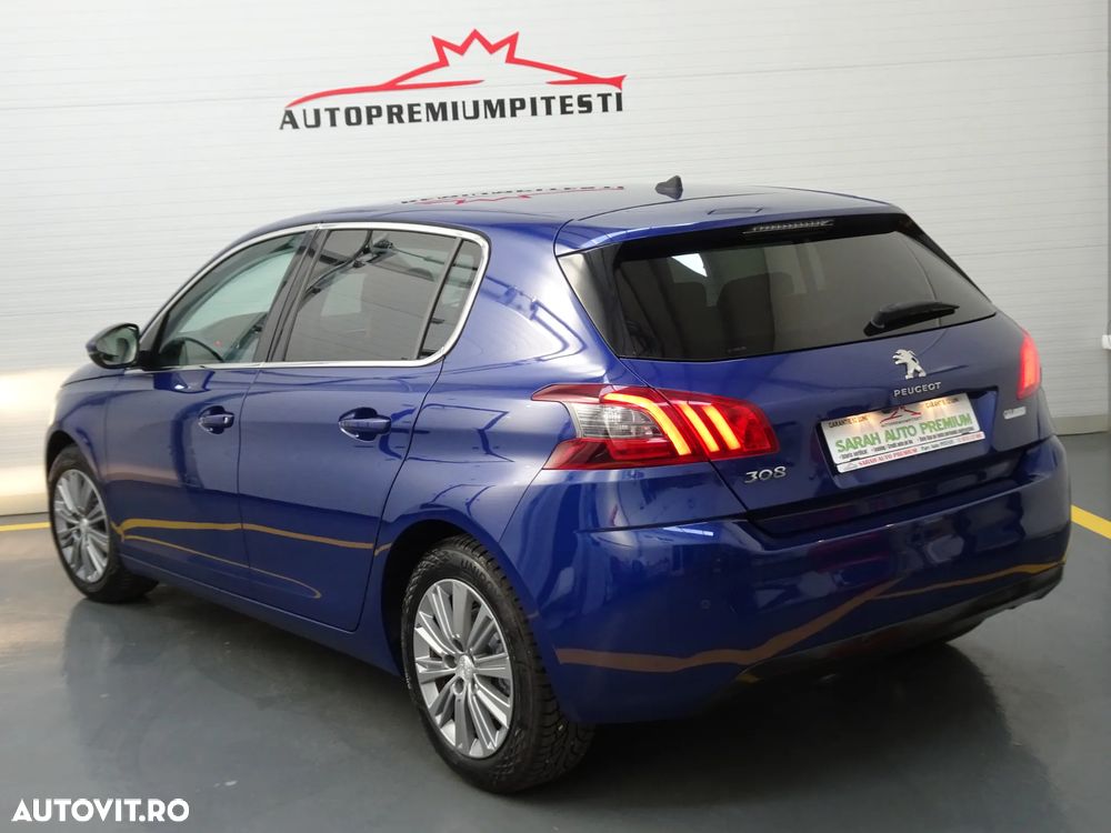 Peugeot 308 — 14
