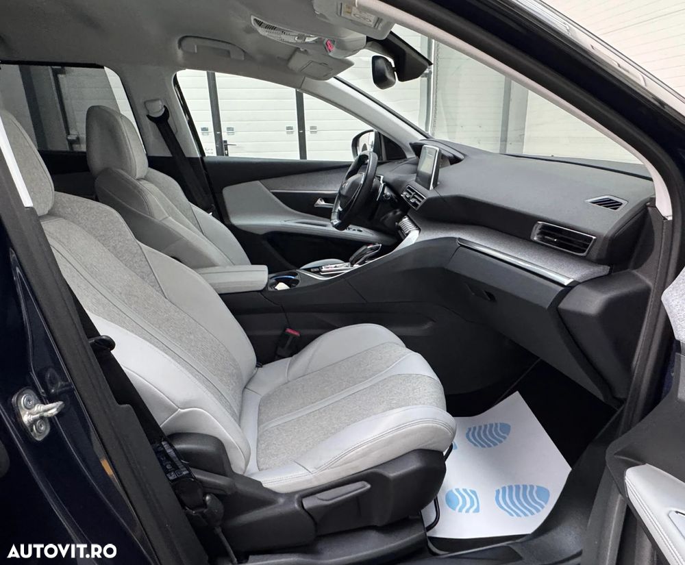 Peugeot 5008 — 18