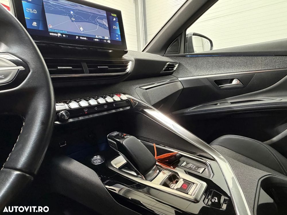 Peugeot 3008 — 14