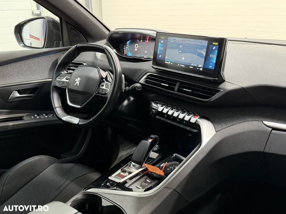 Peugeot 3008 — 8