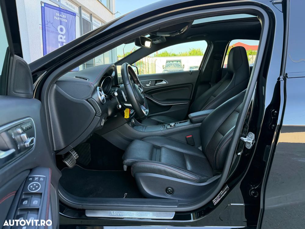 Mercedes-benz A 200 — 12