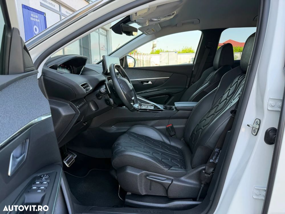Peugeot 3008 — 11