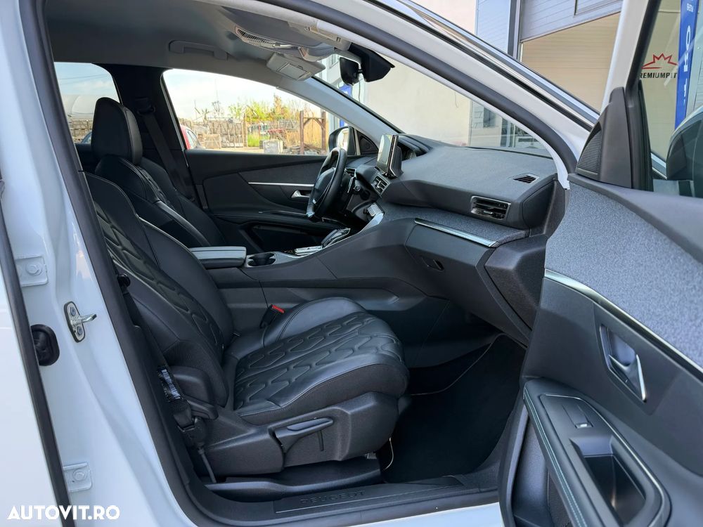 Peugeot 3008 — 13