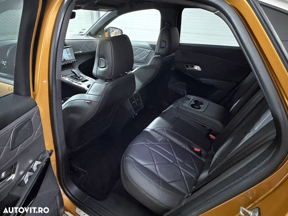 Ds automobiles DS 7 Crossback — 17