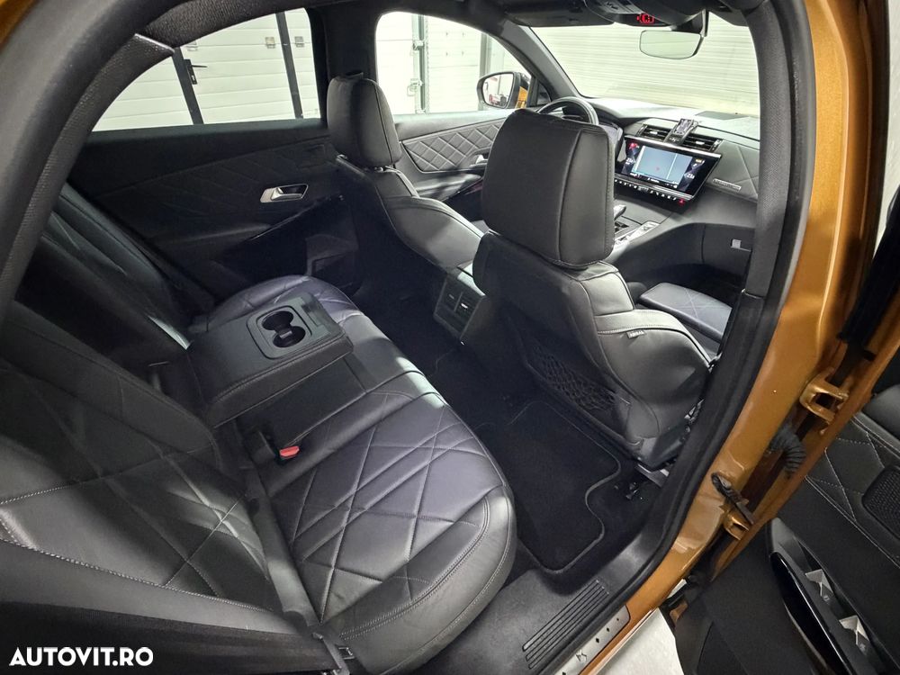 Ds automobiles DS 7 Crossback — 7