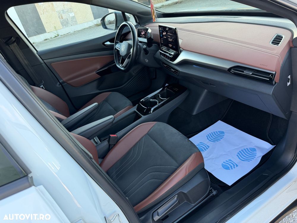 Volkswagen ID.4 — 7