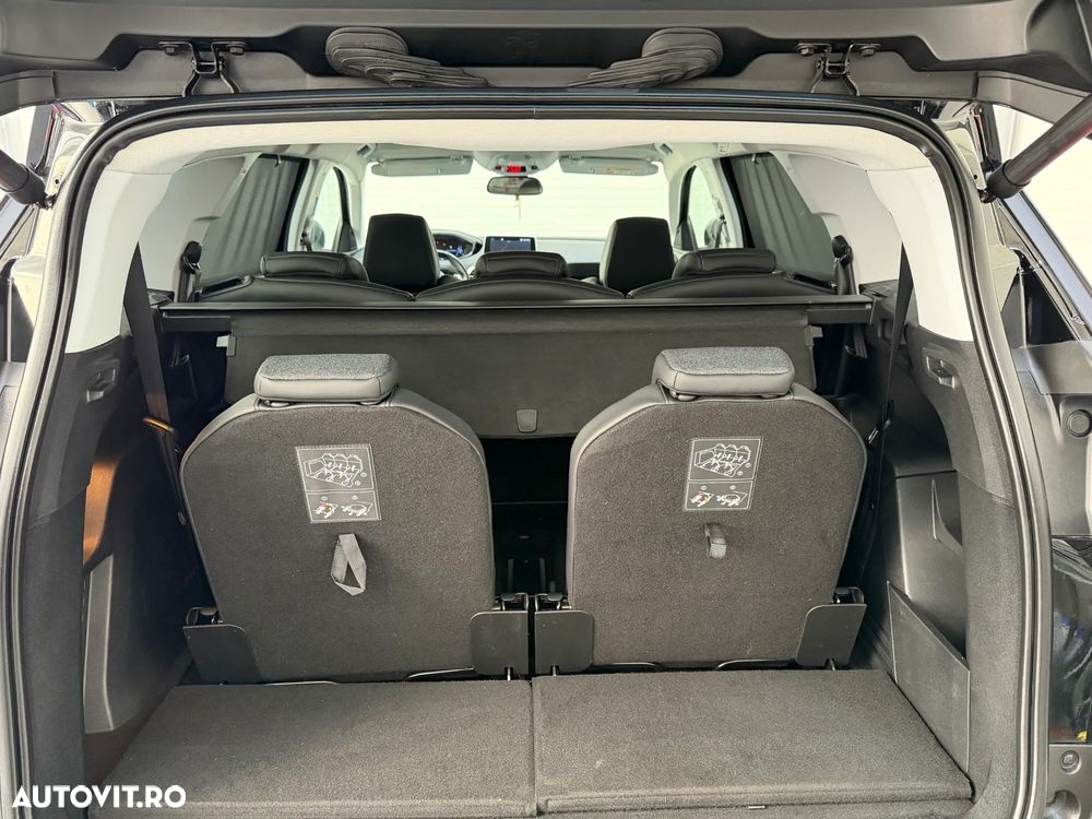Peugeot 5008 — 4