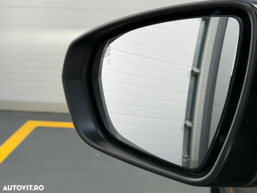 Ds automobiles DS 7 Crossback — 21