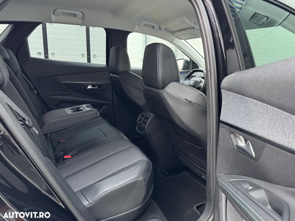 Peugeot 3008 — 6