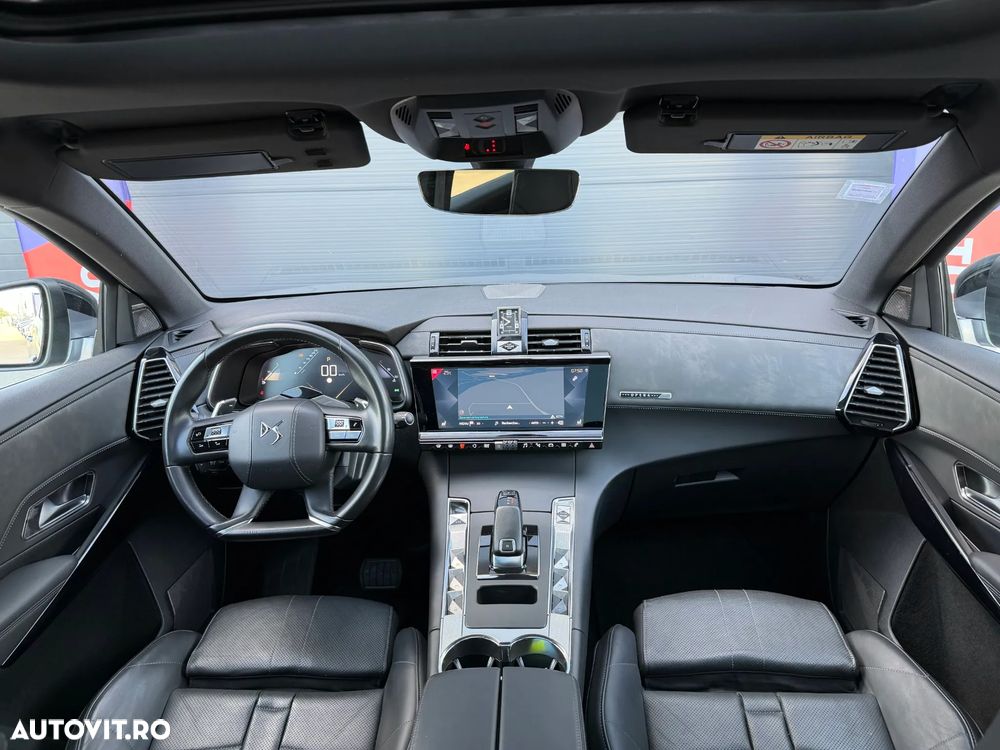 Ds automobiles DS 7 Crossback — 2