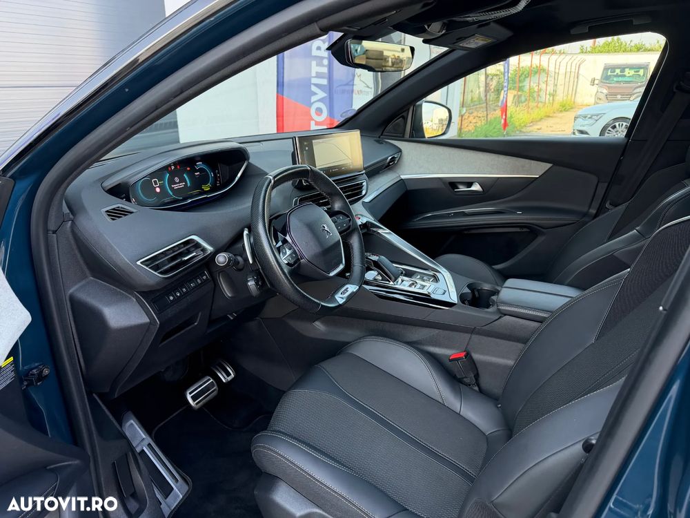Peugeot 3008 — 11