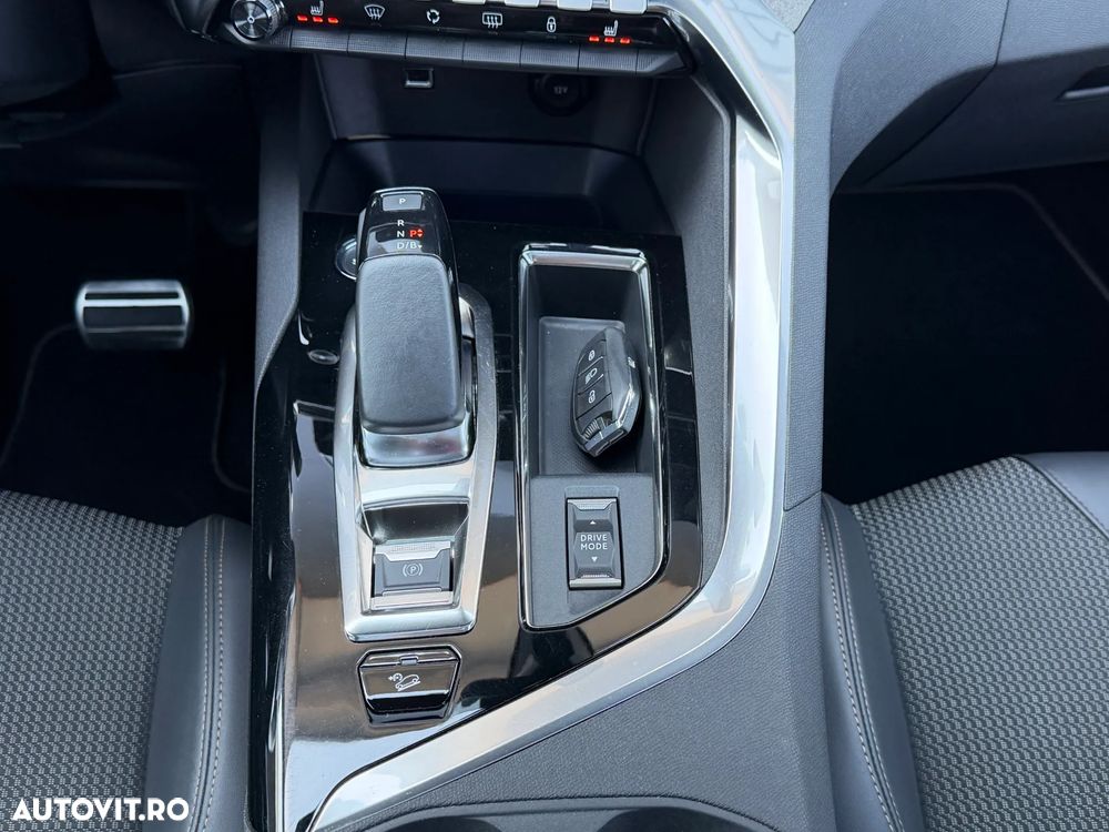 Peugeot 3008 — 23