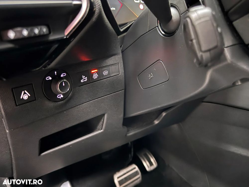 Ds automobiles DS 7 Crossback — 24