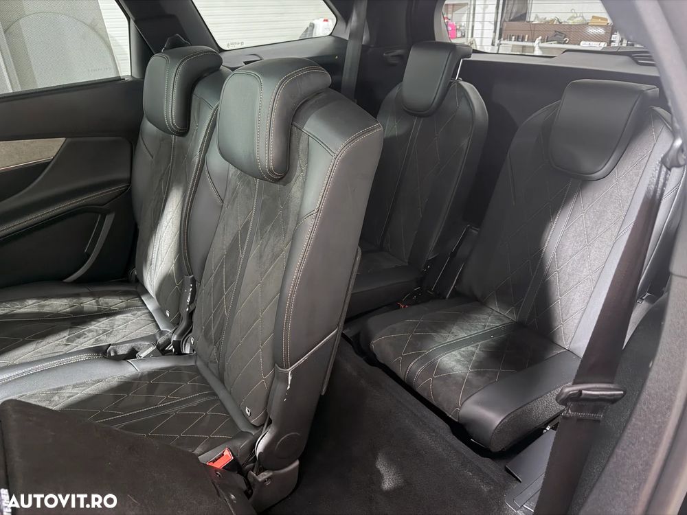 Peugeot 5008 — 16