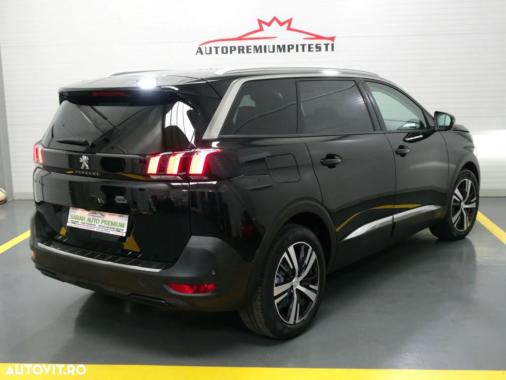 Peugeot 5008 — 11