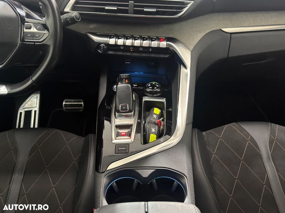 Peugeot 5008 — 10