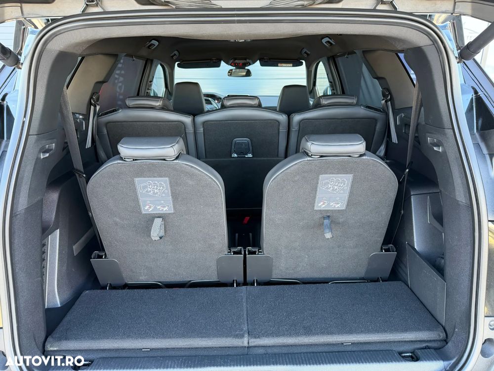 Peugeot 5008 — 5