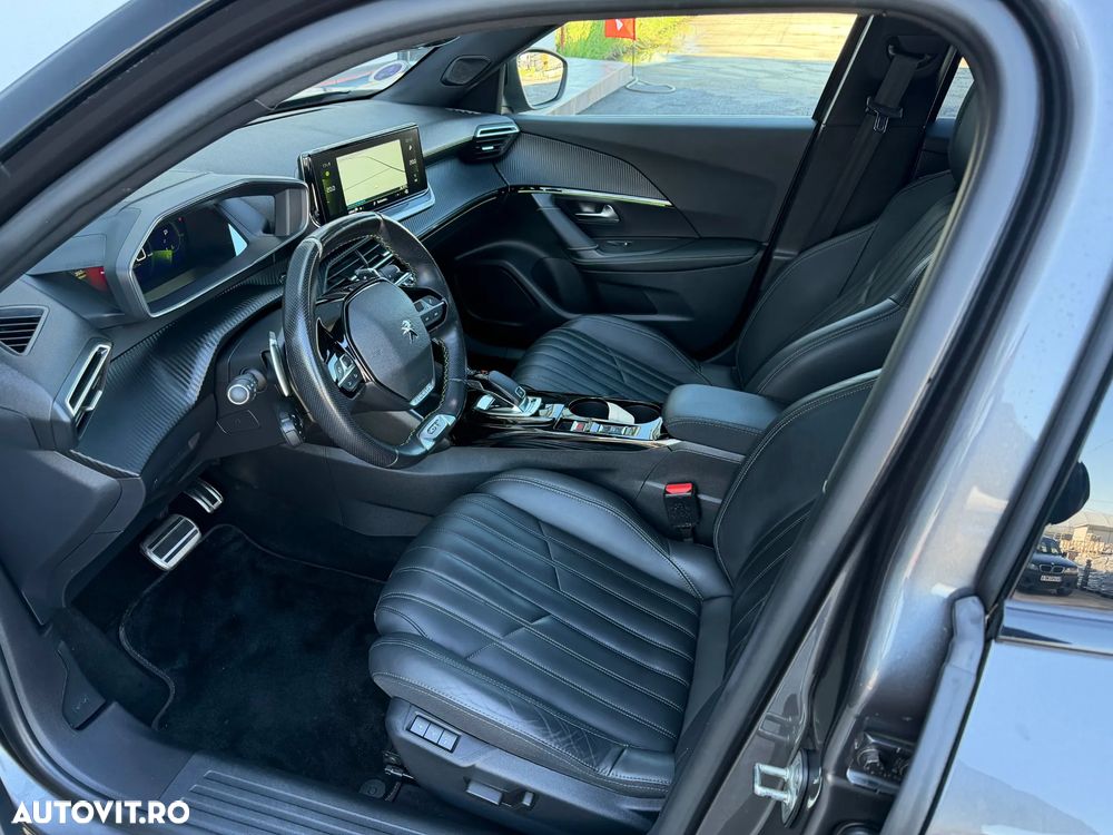 Peugeot 2008 — 10