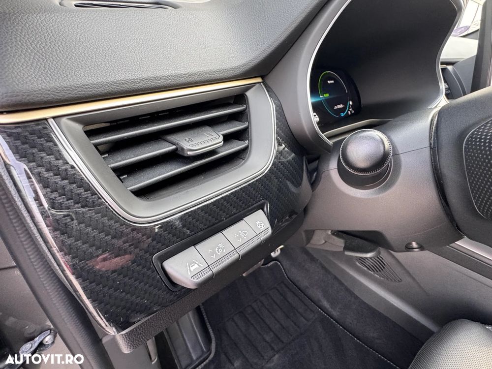 Renault Arkana — 28