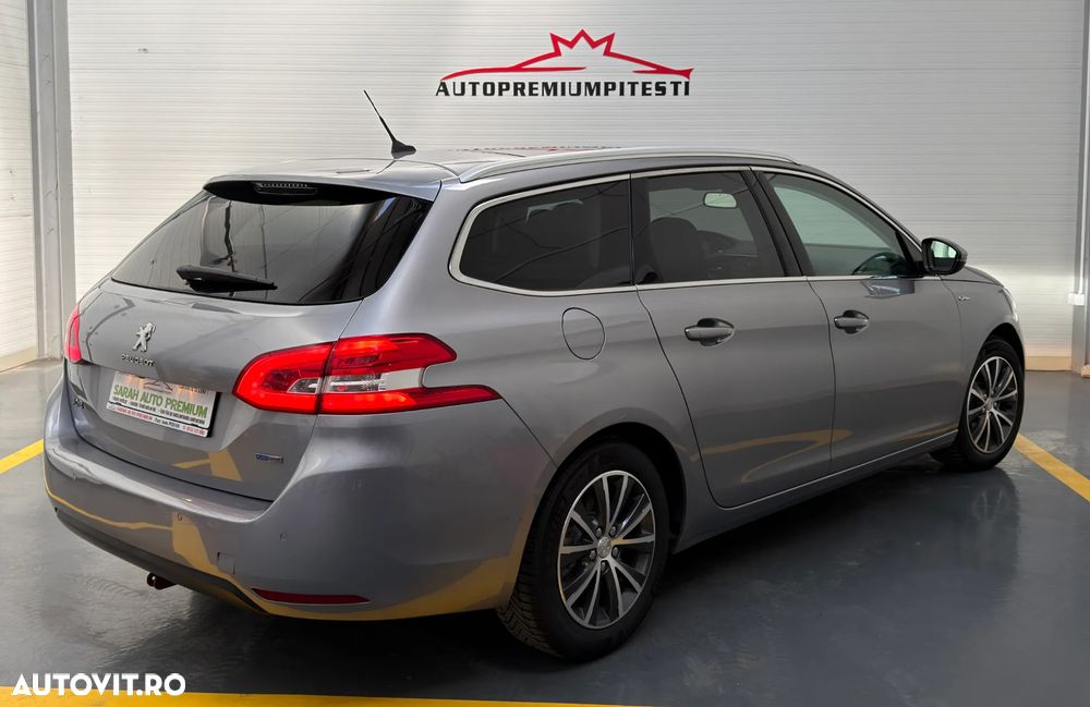 Peugeot 308 — 13