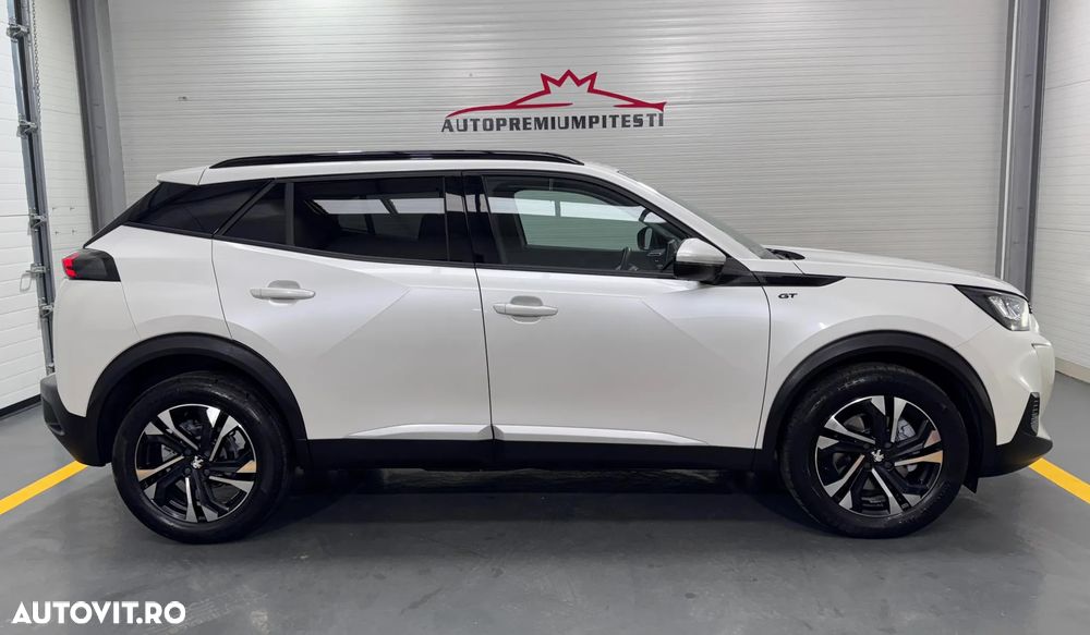 Peugeot 2008 — 16
