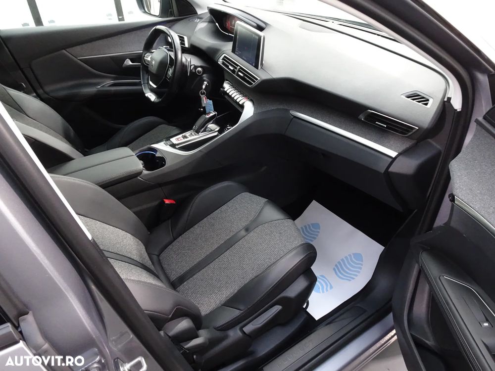 Peugeot 3008 — 16